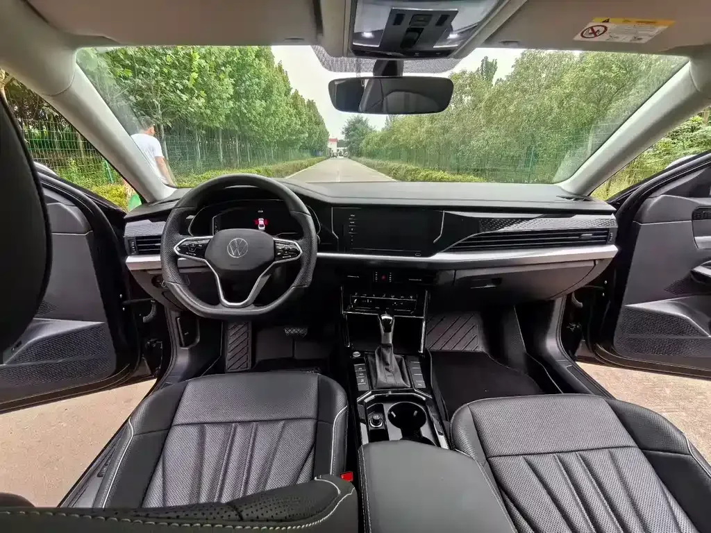 Volkswagen Passat — фото 3
