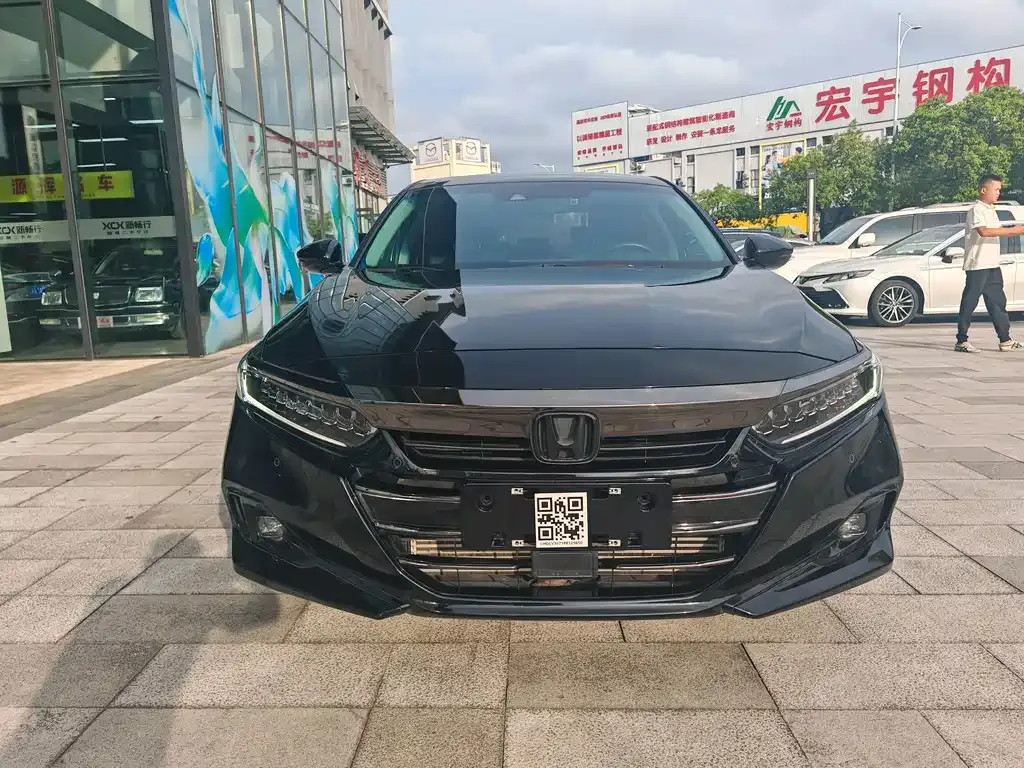Honda Accord — фото 10