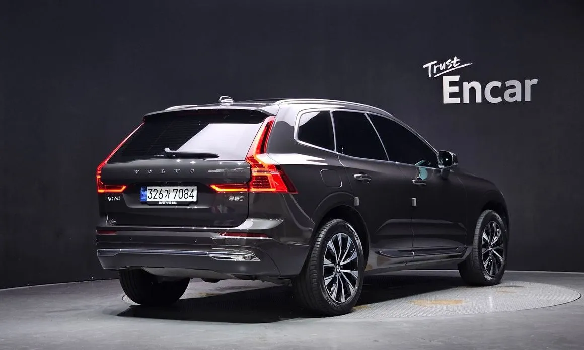 Volvo XC60 — фото 4