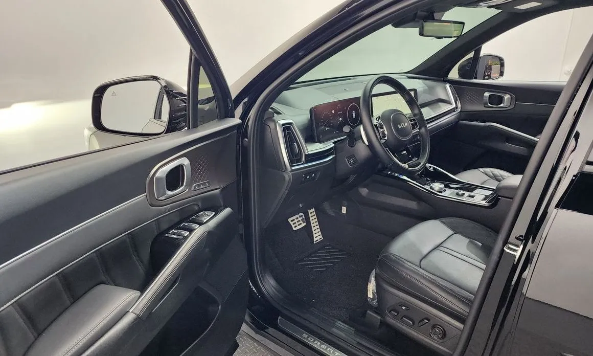 Kia Sorento — фото 9