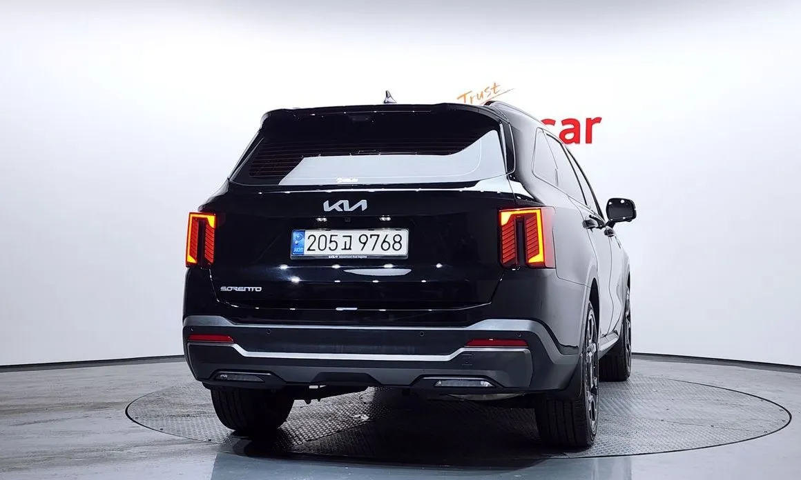 Kia Sorento — фото 4