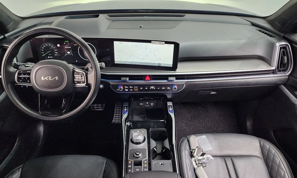 Kia Sorento — фото 8