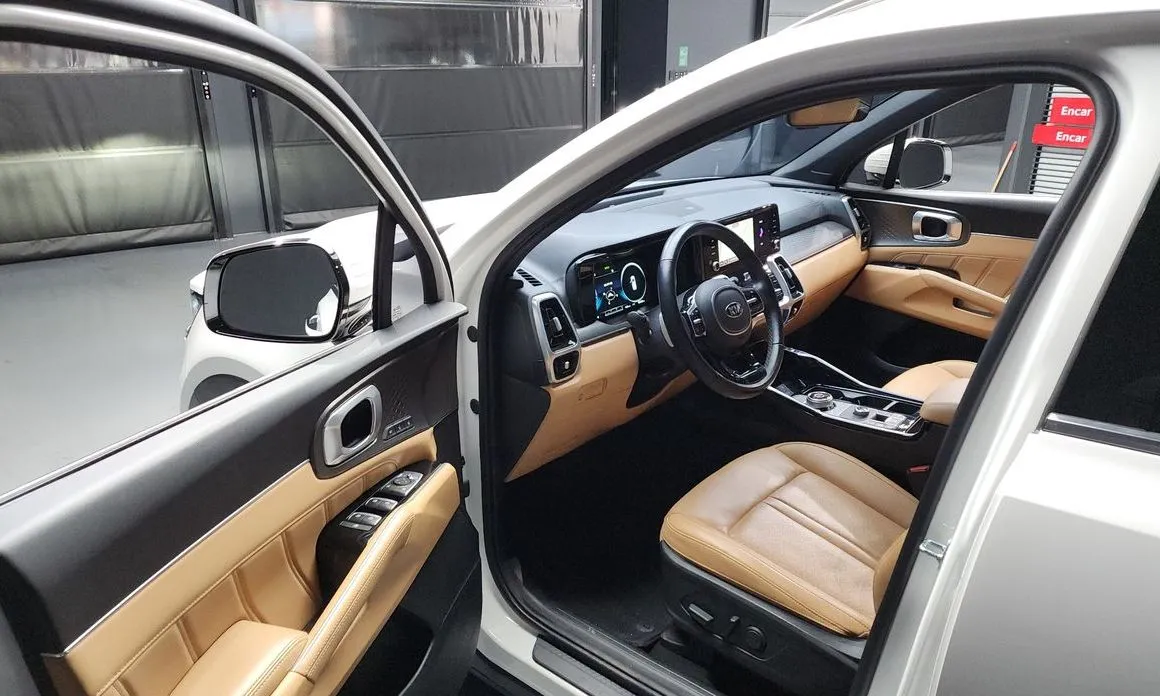 Kia Sorento — фото 8