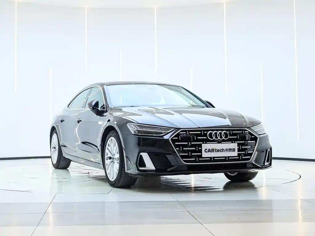 Audi A7L — фото 9