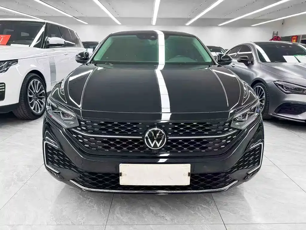 Volkswagen Passat — фото 5
