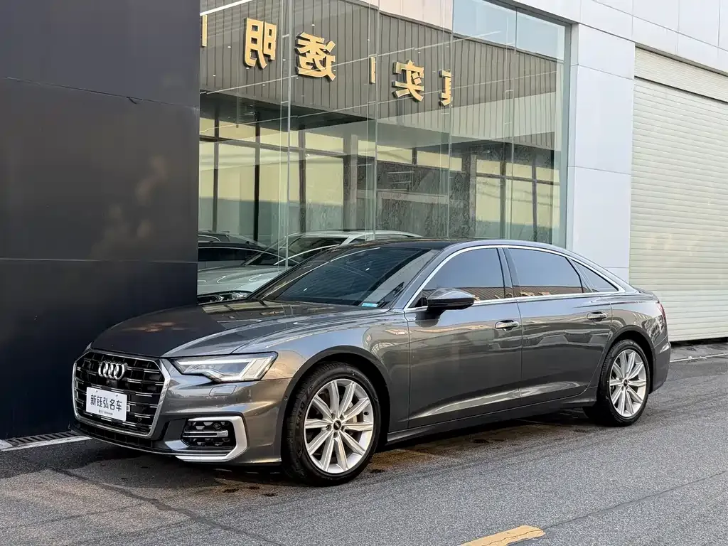 Audi A6L — фото 1