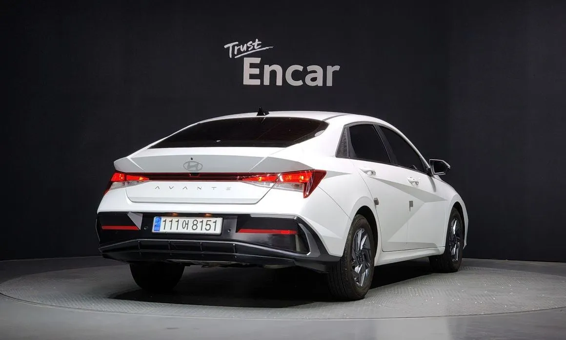 Hyundai AVANTE — фото 5