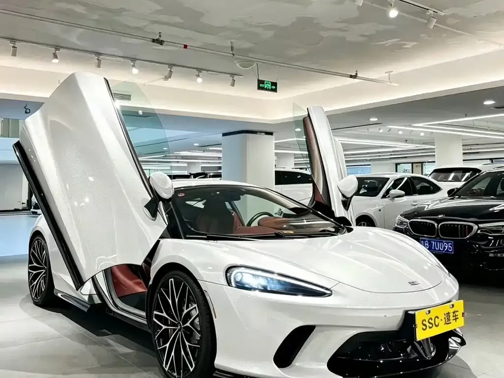 McLaren GT — фото 4