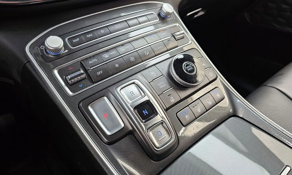 Hyundai Santafe — фото 7