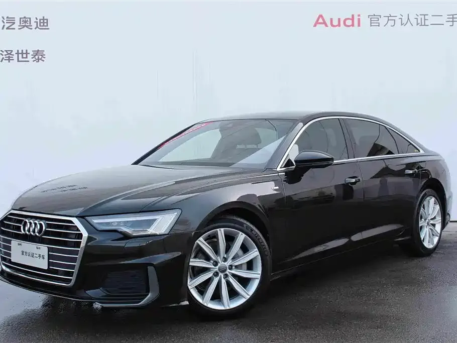 Audi A6L — фото 1
