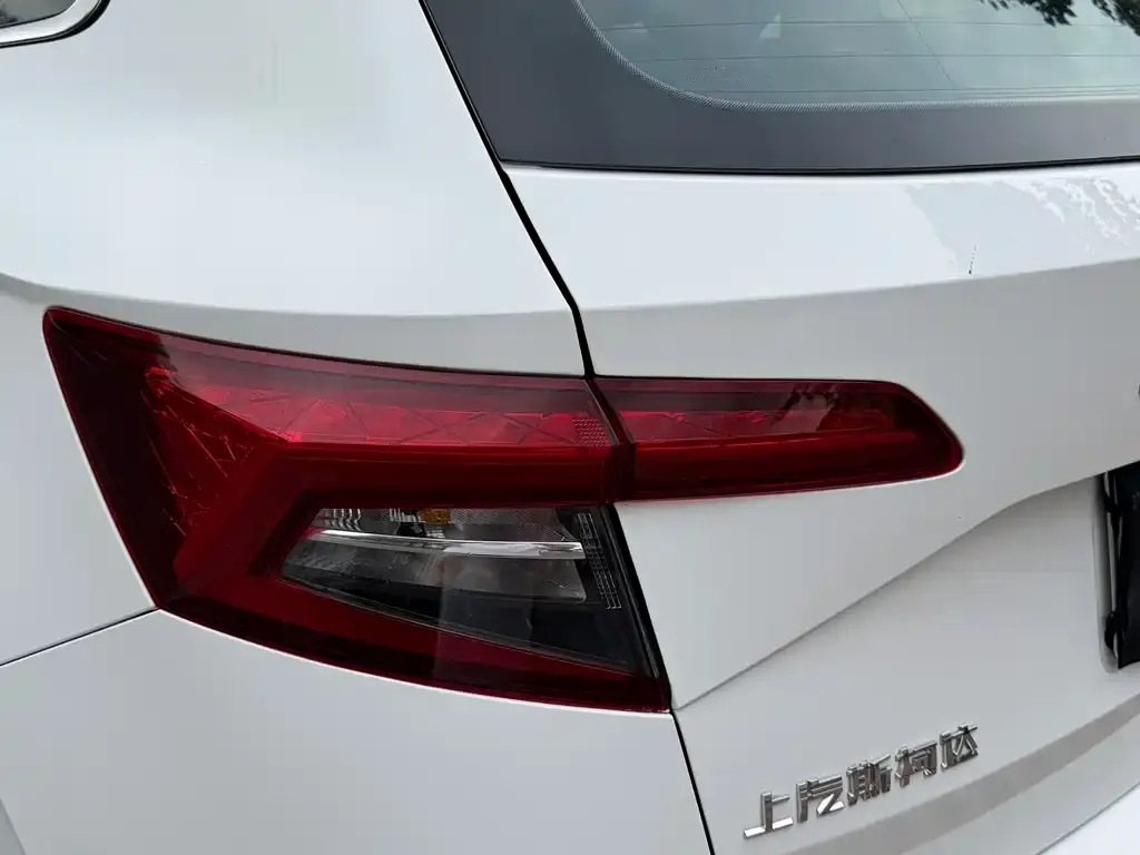 Skoda Karoq — фото 3