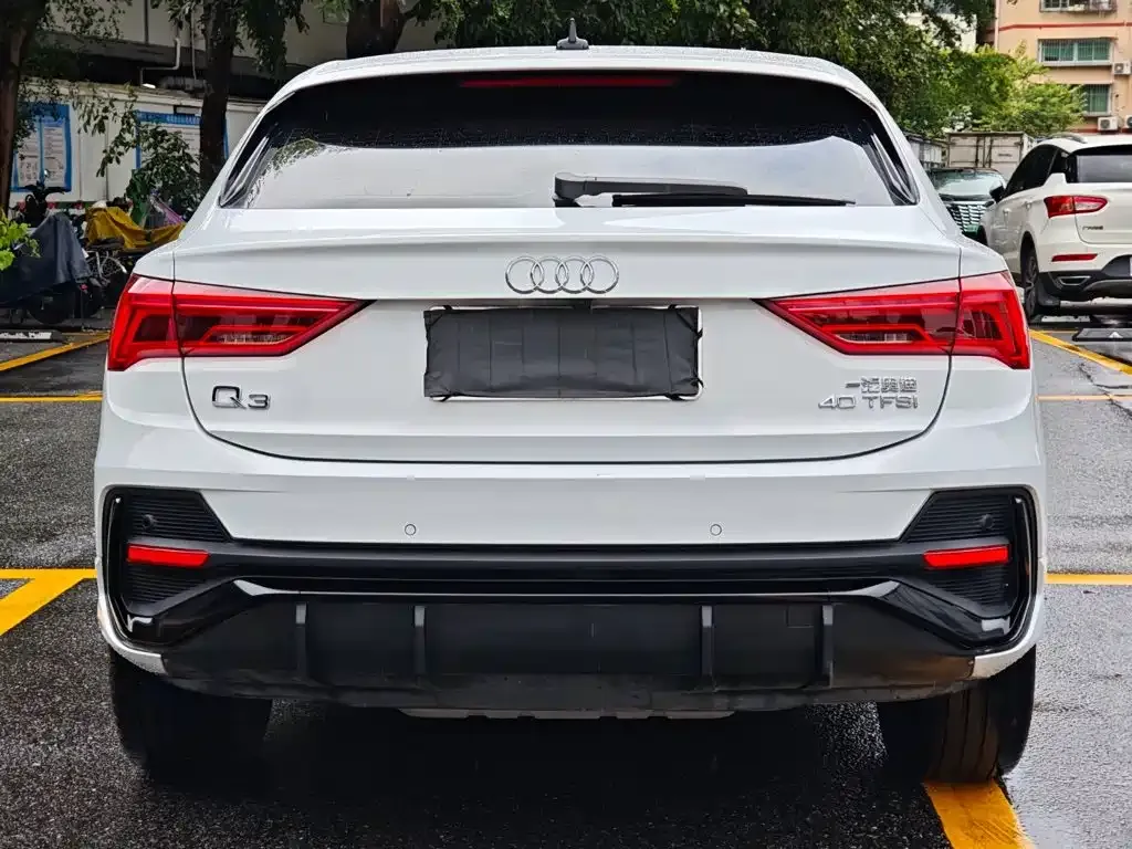 Audi Q3 Sportback — фото 4
