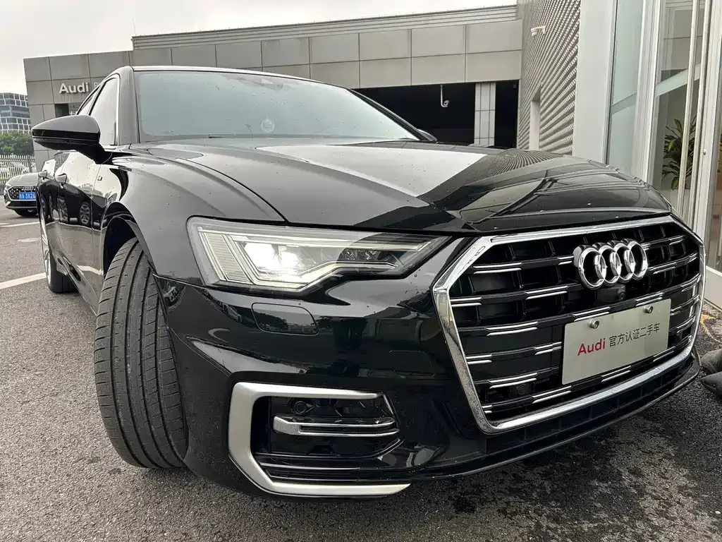 Audi A6L — фото 8