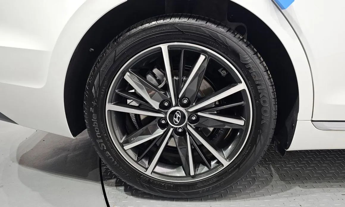 Hyundai Grandeur — фото 10