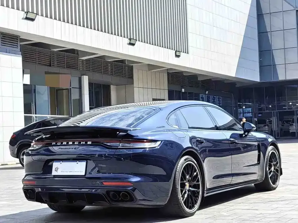 Porsche Panamera — фото 2