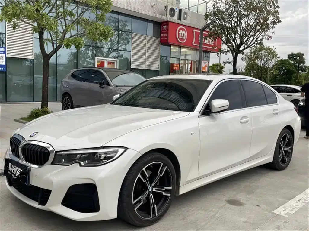 BMW 3 Series — фото 1