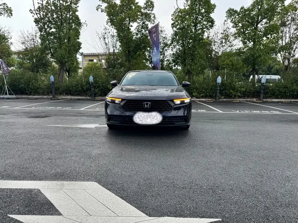 Honda Accord — фото 6
