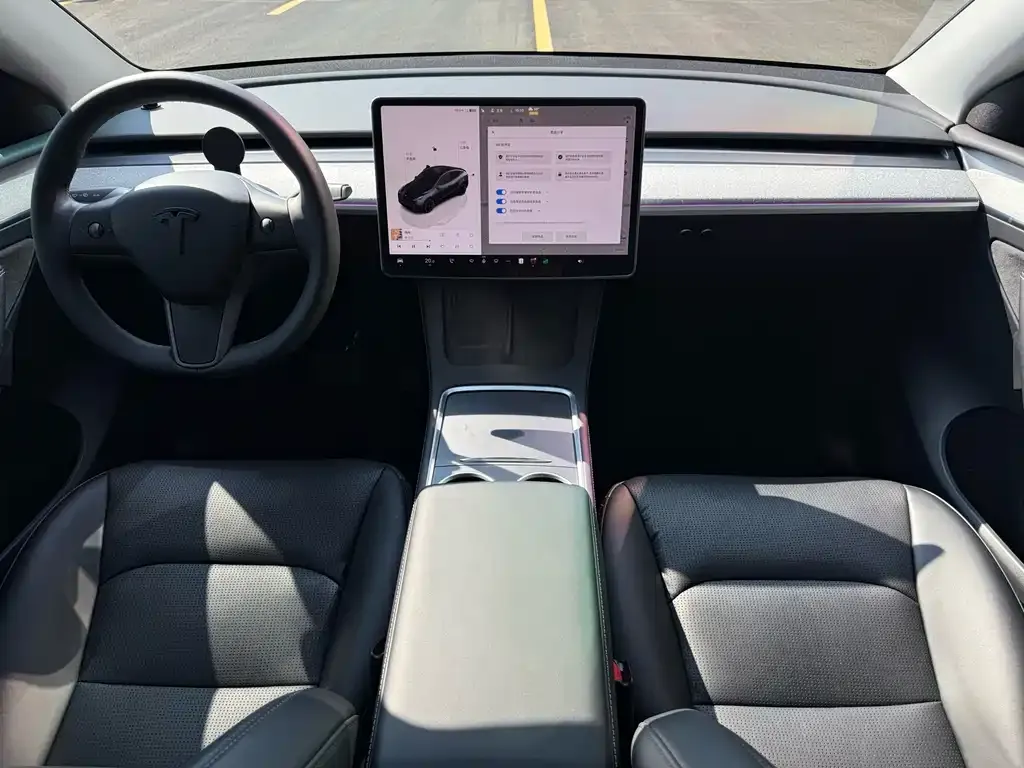 Tesla Model Y — фото 7
