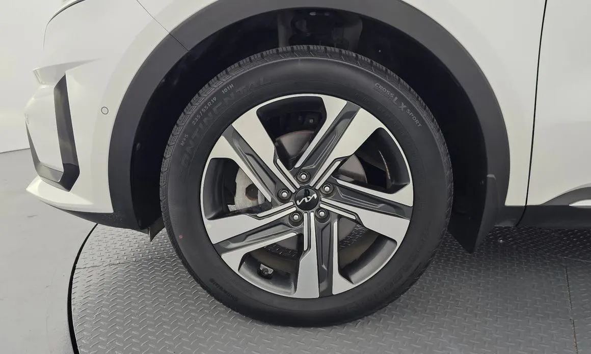 Kia Sorento — фото 6