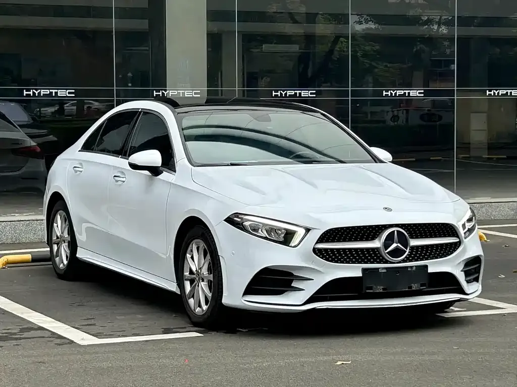 Mercedes-Benz A-Class — фото 8