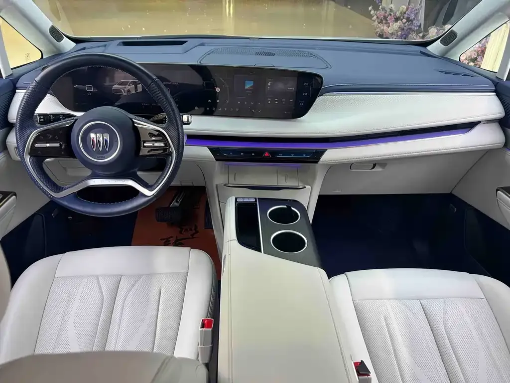 Buick GL8 Hybrid — фото 9