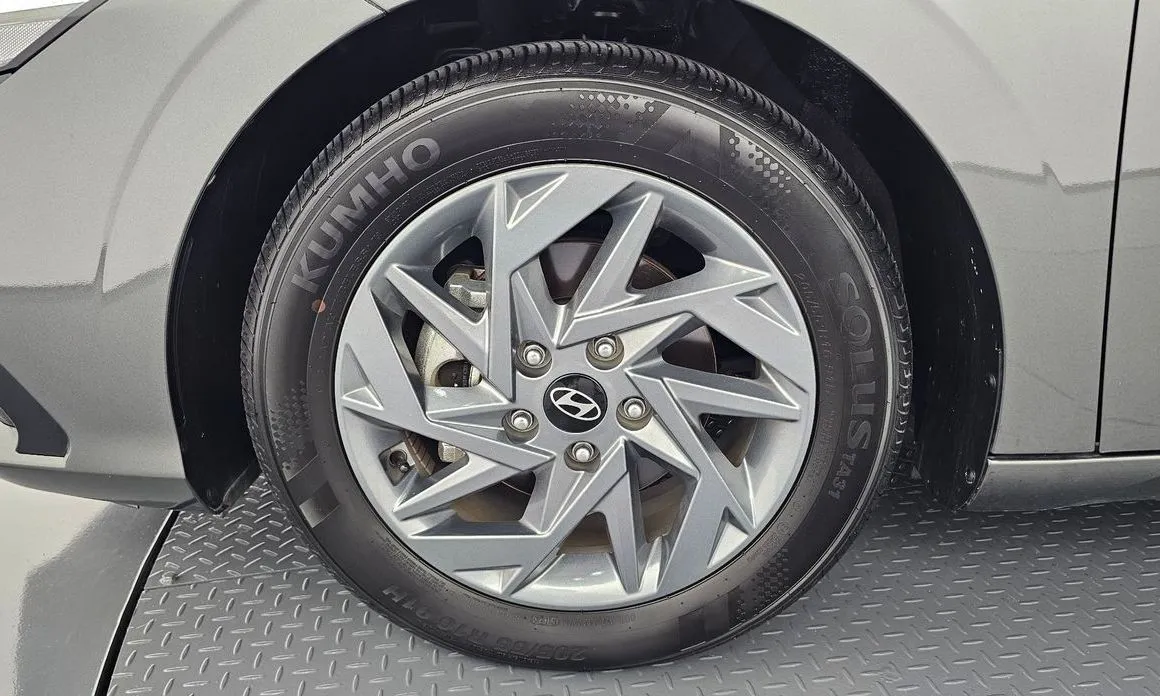 Hyundai AVANTE — фото 7