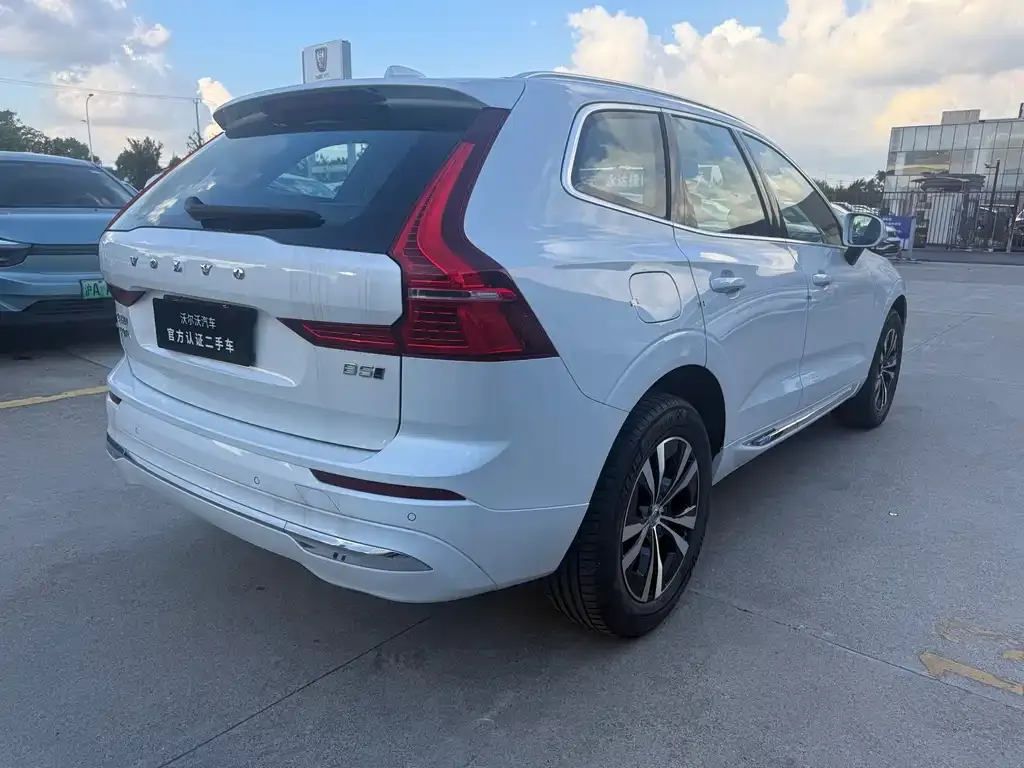 Volvo XC60 — фото 3