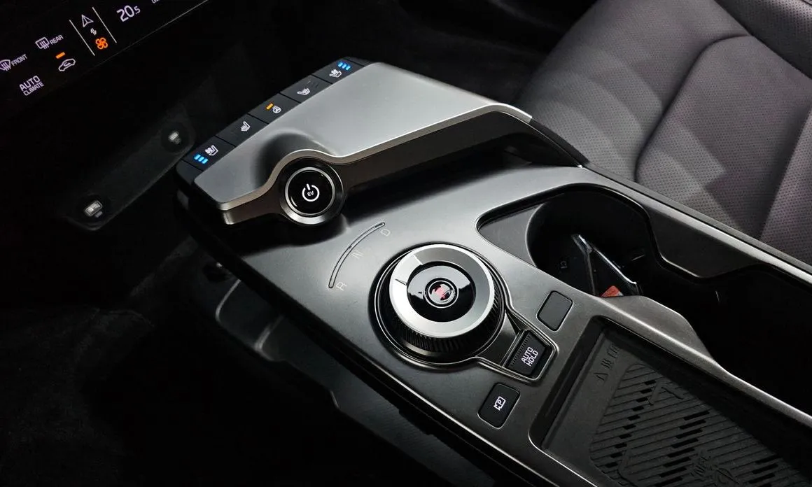 Kia EV6 — фото 6