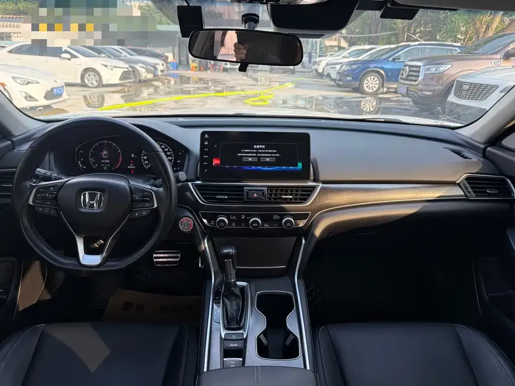 Honda Accord — фото 6