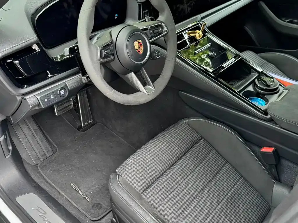 Porsche Panamera — фото 6
