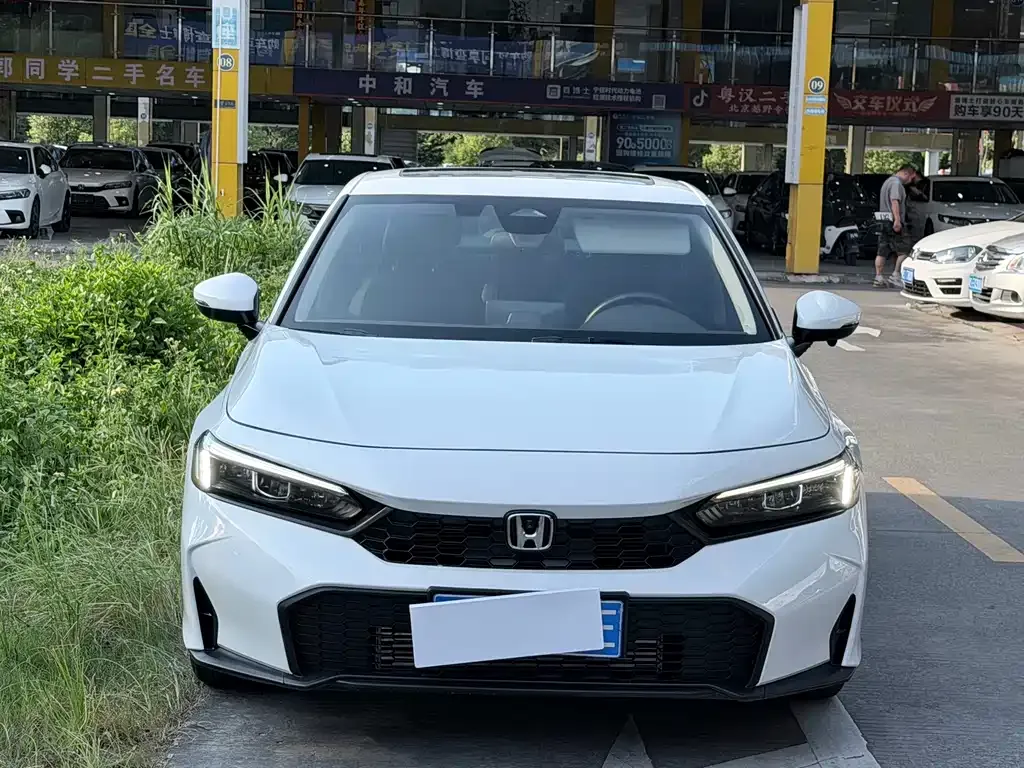 Honda Civic — фото 10