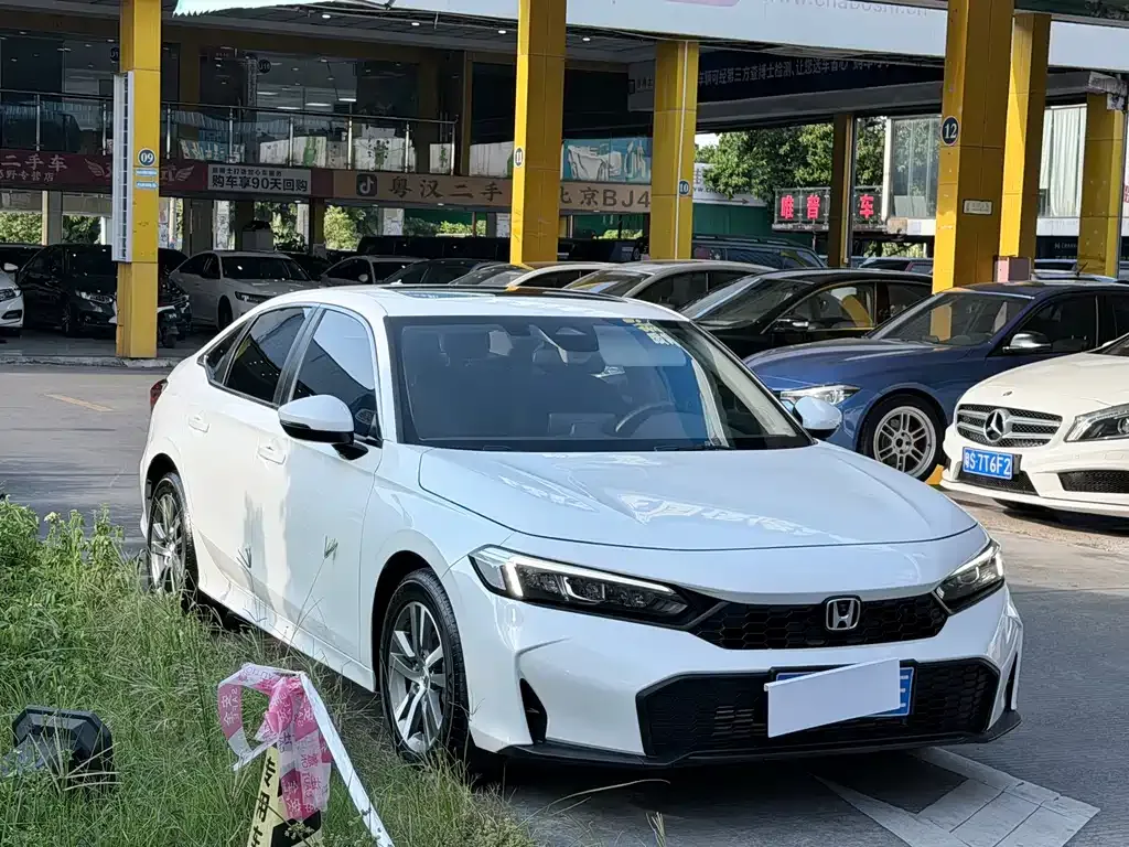 Honda Civic — фото 6