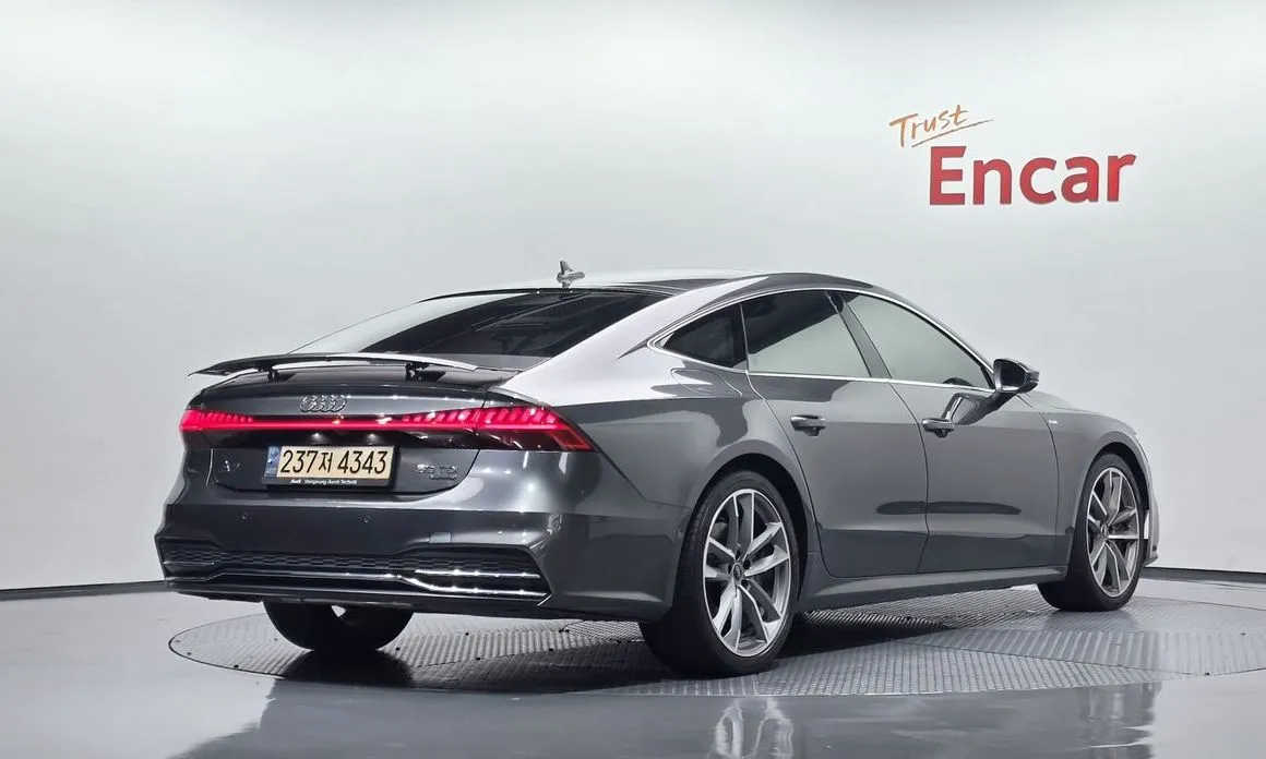 Audi A7 — фото 6