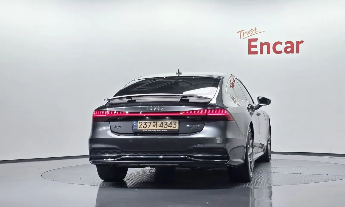 Audi A7 — фото 3