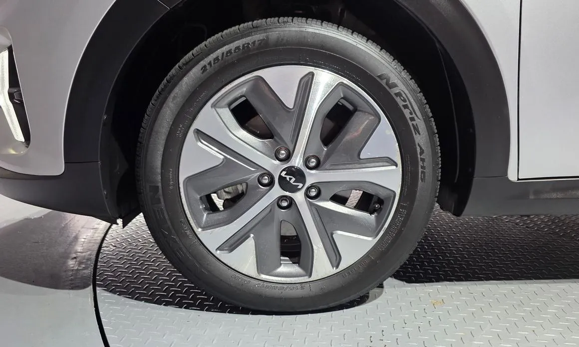 Kia Niro — фото 10