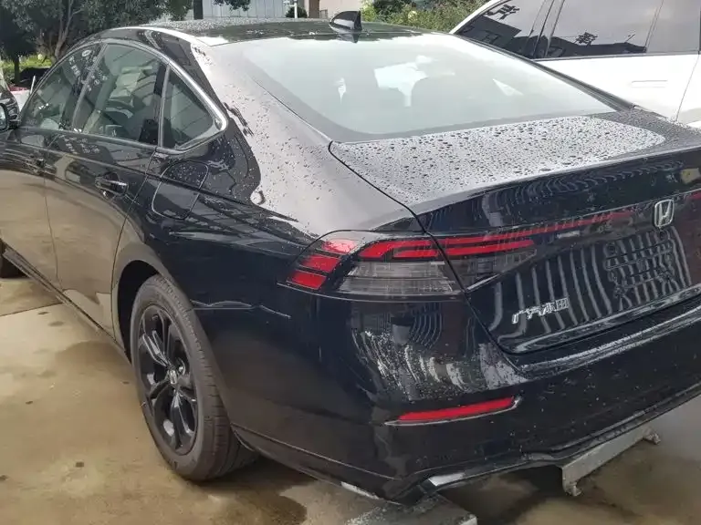 Honda Accord — фото 6