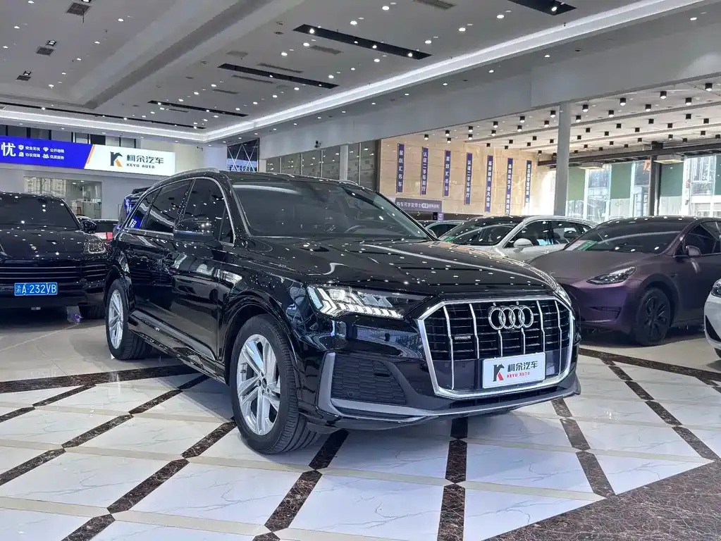 Audi Q7 — фото 2