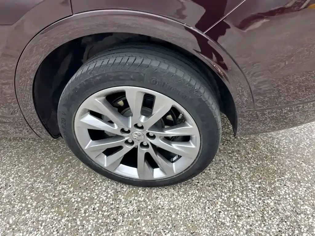 Buick Envision Plus — фото 8