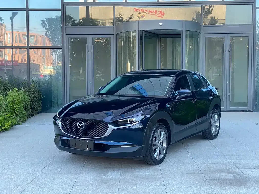 Mazda CX-30 — фото 1