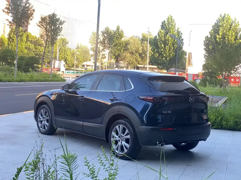 Mazda CX-30 — фото 8