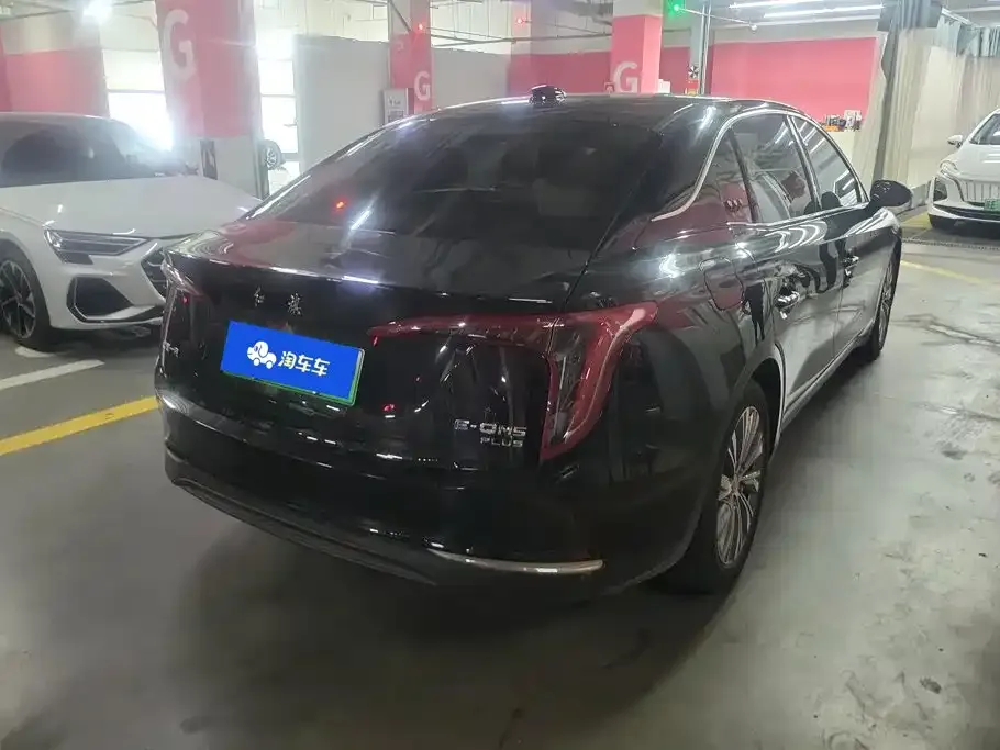 Hongqi E-QM5 — фото 6