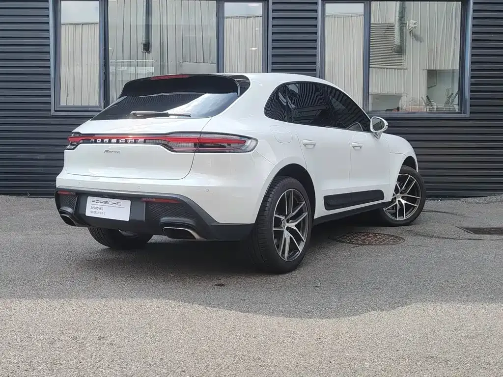 Porsche Macan — фото 5