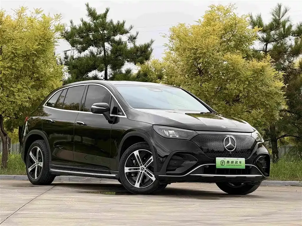 Mercedes-Benz EQE SUV — фото 9