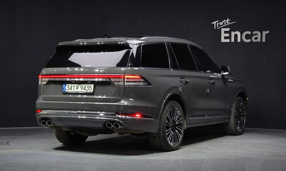 Lincoln Aviator — фото 2