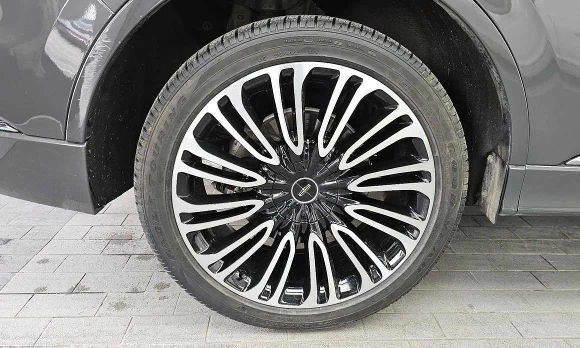 Lincoln Aviator — фото 10