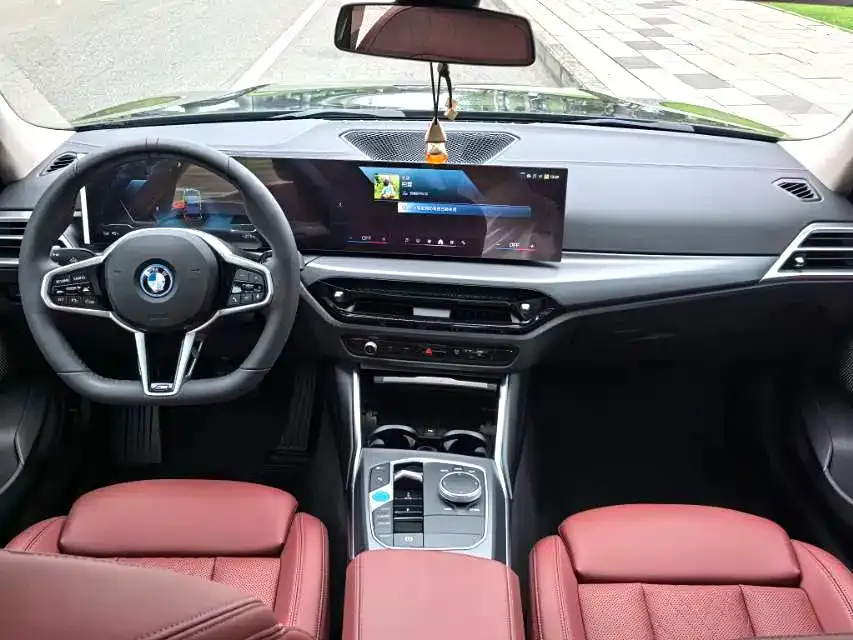 BMW i3 — фото 9