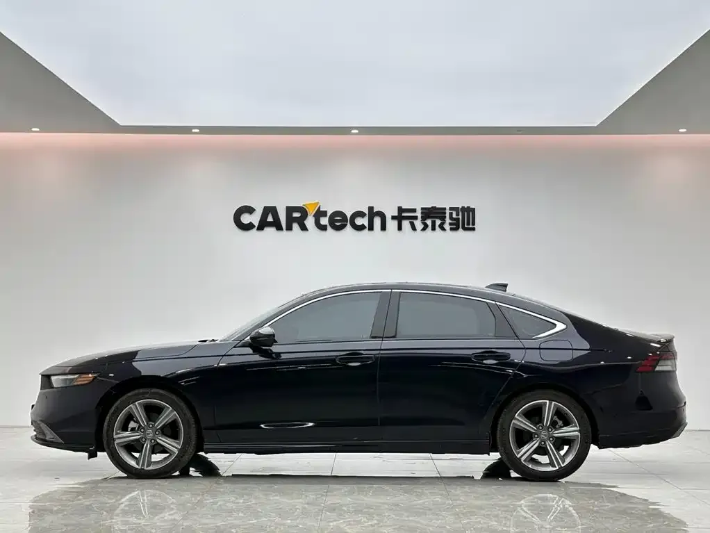 Honda Accord — фото 3