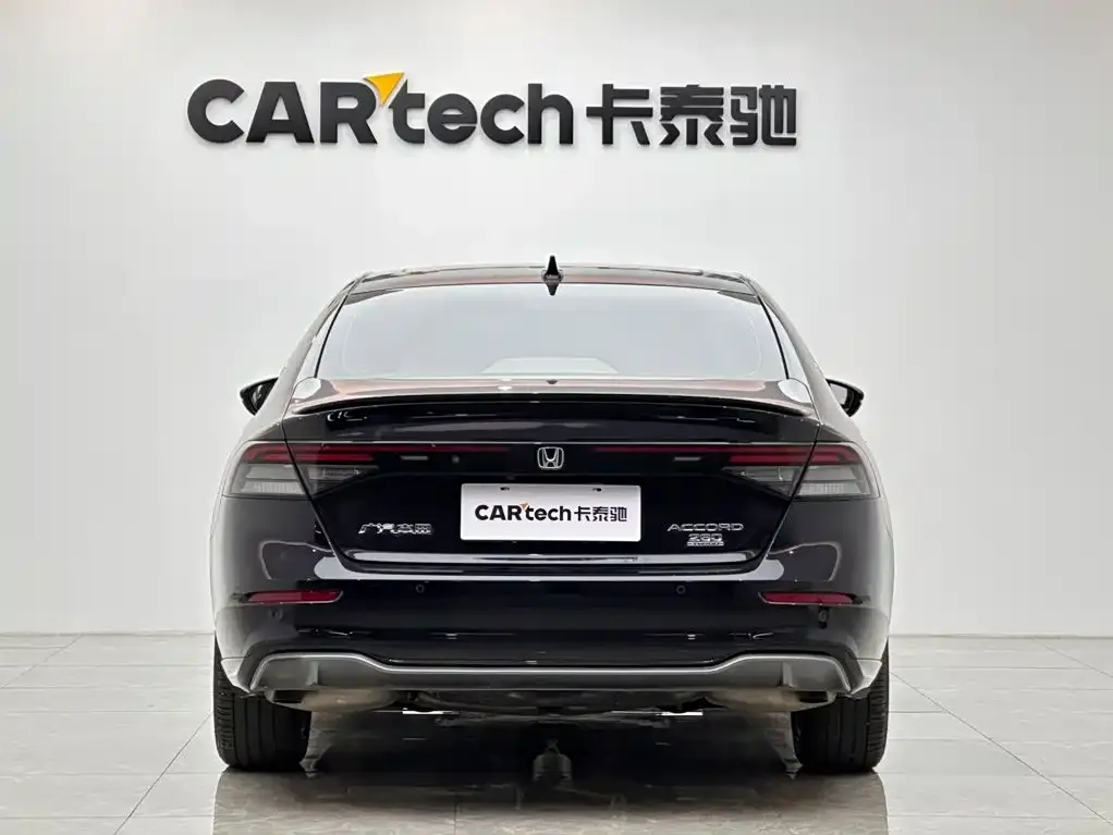 Honda Accord — фото 2