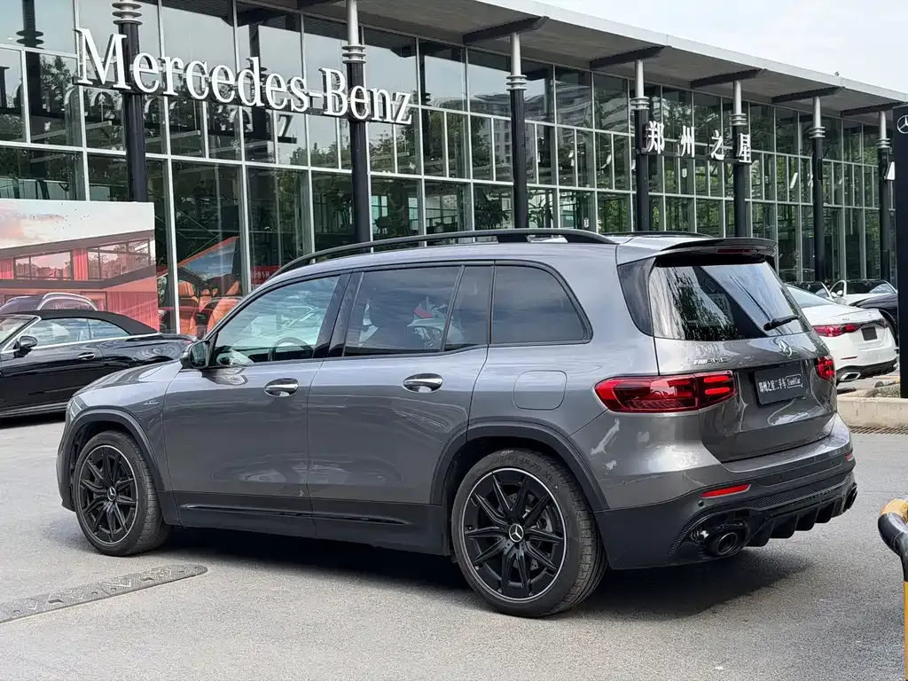 Mercedes-Benz GLB AMG — фото 9