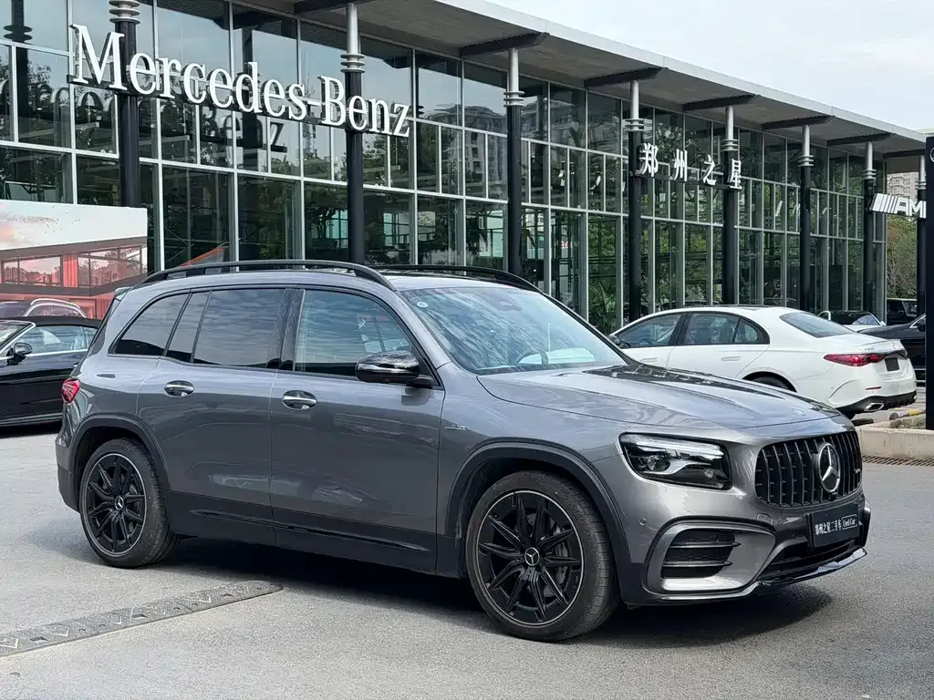 Mercedes-Benz GLB AMG — фото 6